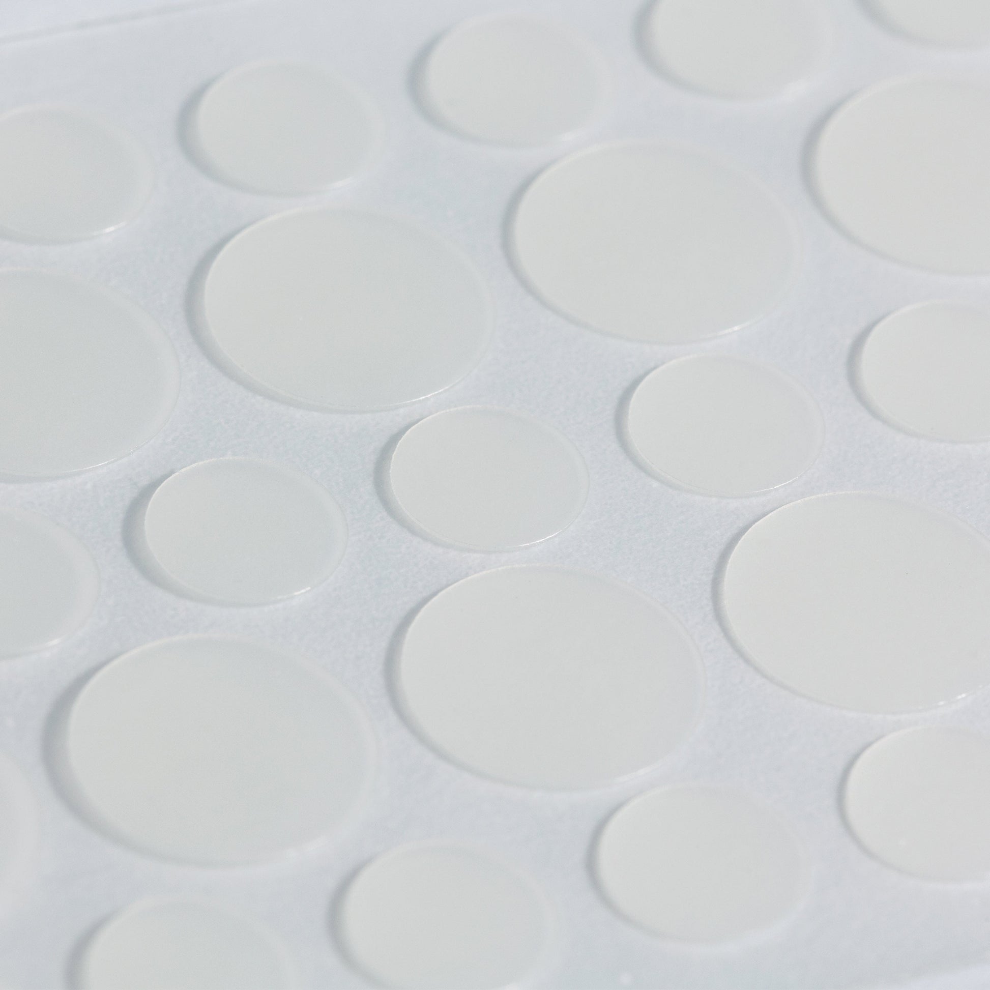 Emergency dots for spots and blemishes with tea tree oil breakoutaid store 